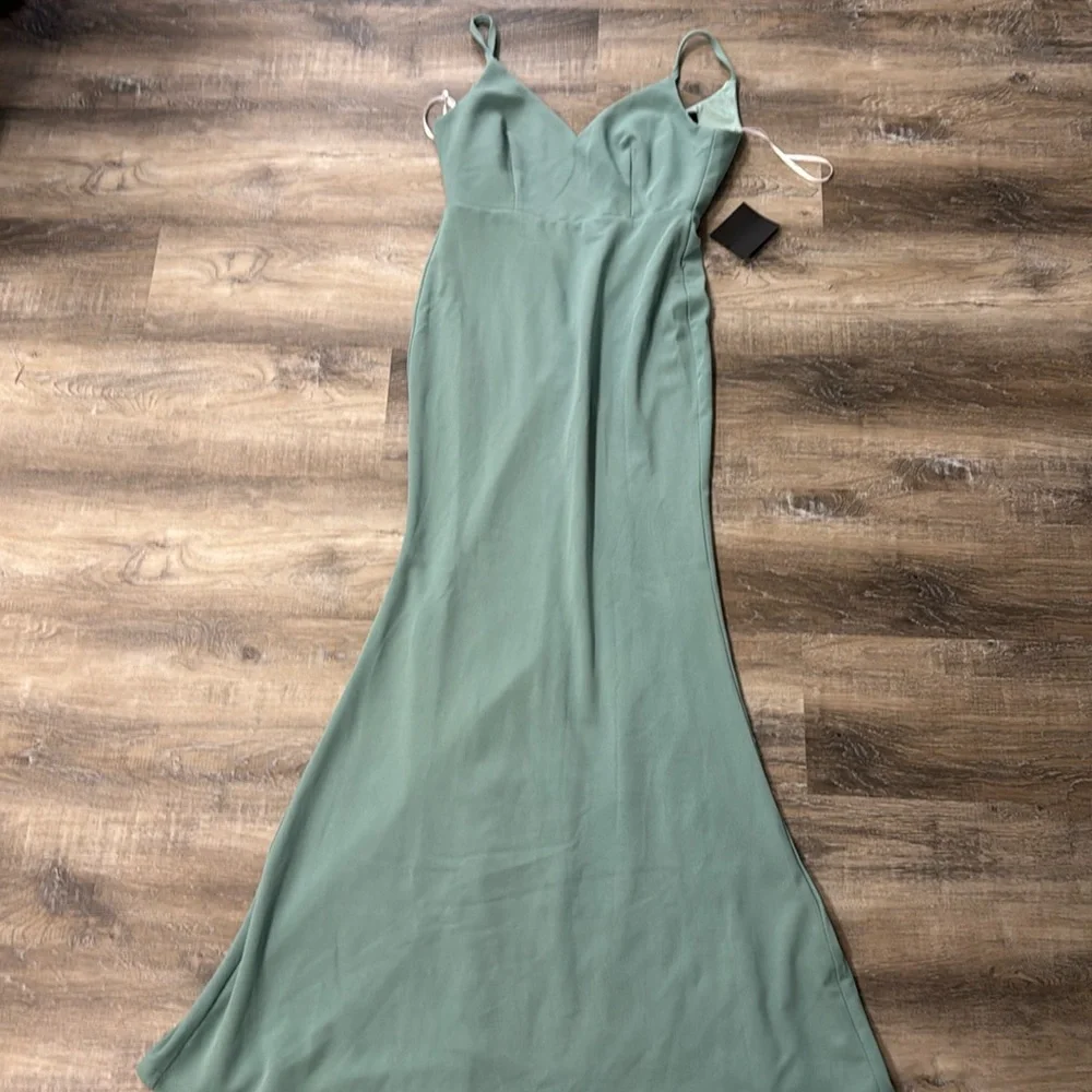 Green lulus dress - Picture 1 of 3